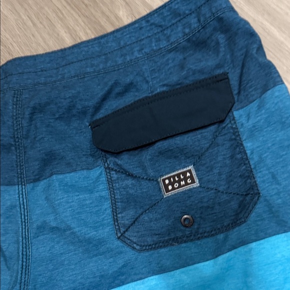 2 -Billabong men's board shorts - Size 40 - Picture 14 of 14